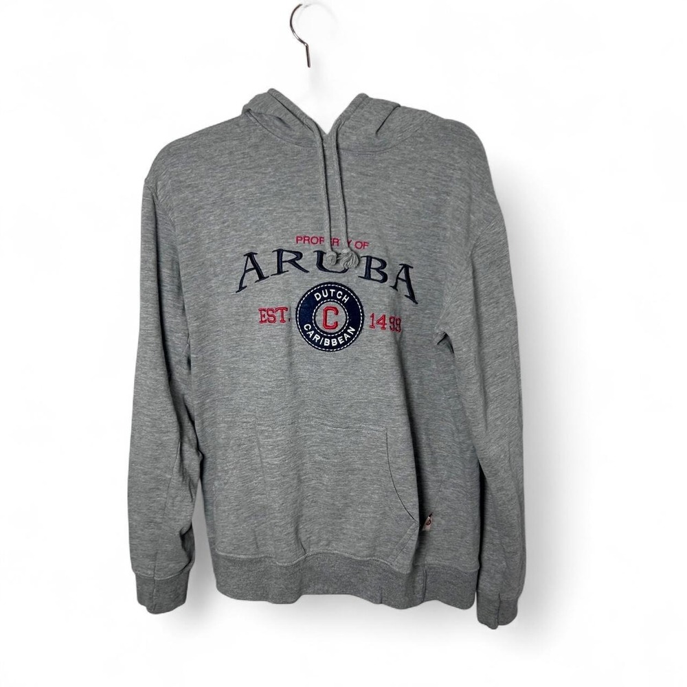 Gray‎ Aruba Dutch Caribbean hoodie with  and 'EST. 1493' graphic, size M